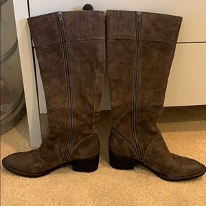Brownish grey tall boots